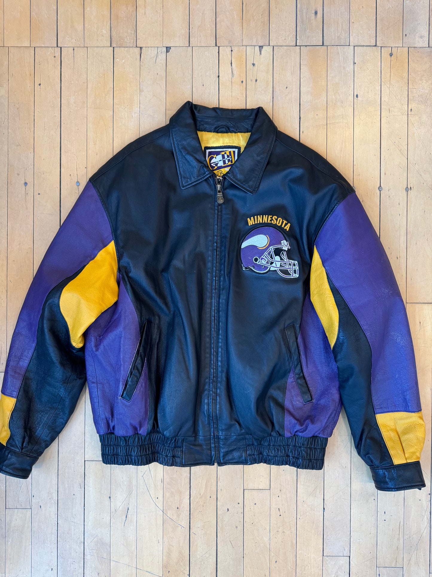 VINTAGE VIKINGS GENUINE LEATHER JACKET (L)