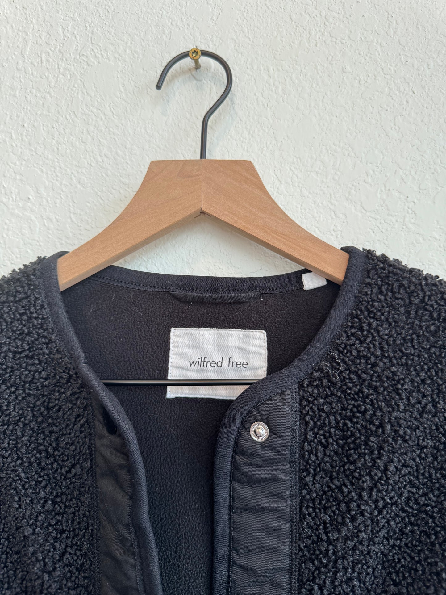 ARITZIA SHERPA BUTTON-UP JACKET (XXS)