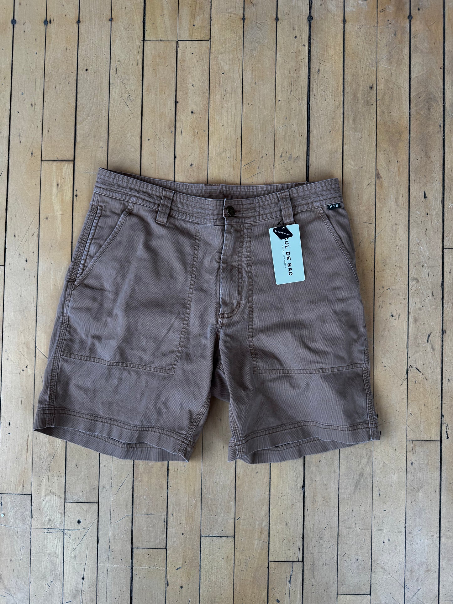 HOWLER BROS CLARKSVILLE WALK SHORTS (33) - MSRP $69