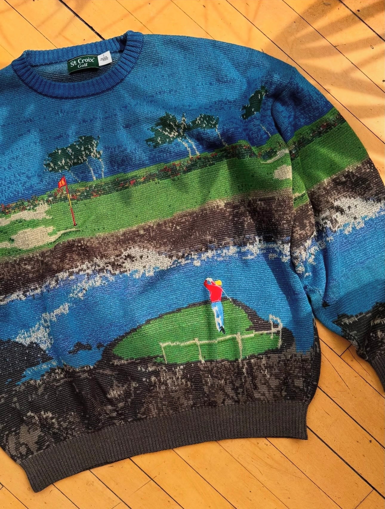 VINTAGE AOP COTTON GOLF SWEATER (L)
