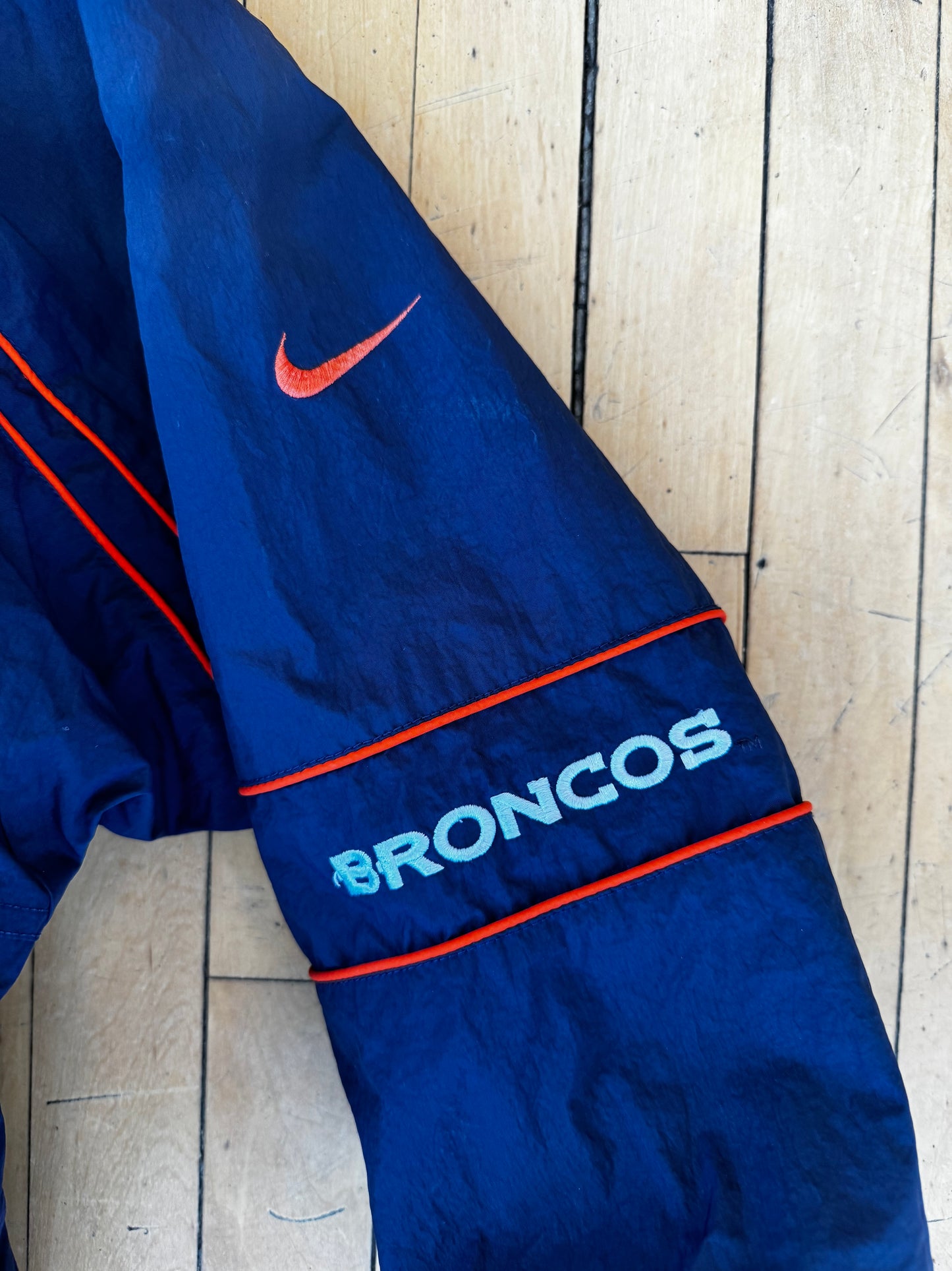 90'S VINTAGE BRONCOS PROLINE NIKE JACKET (XL)(Y)