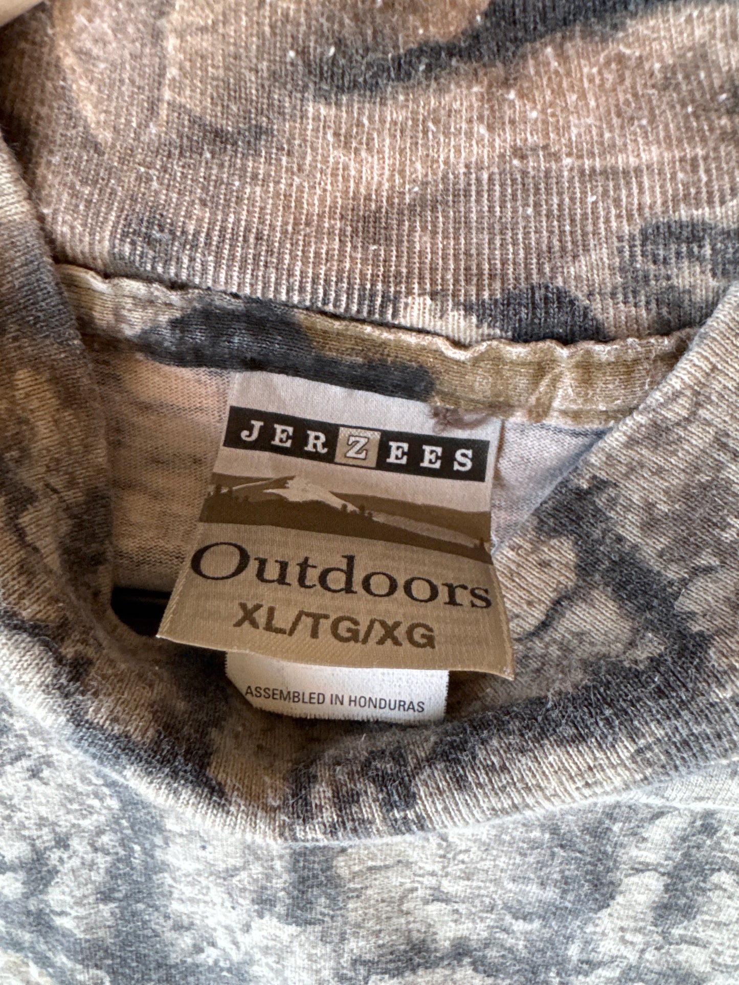 VINTAGE JERZEES CAMO MOCK NECK LS (XL)