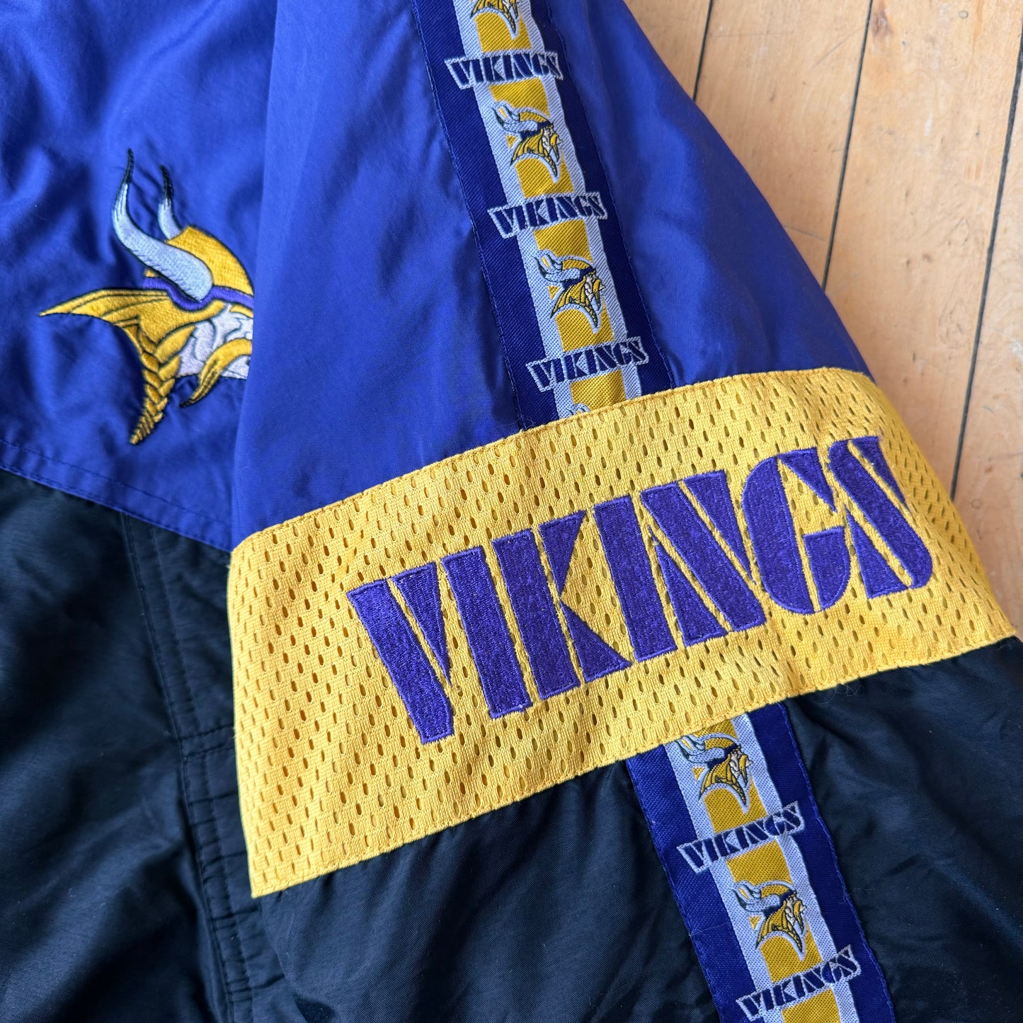 VIKINGS GAME DAY JACKET (XL)