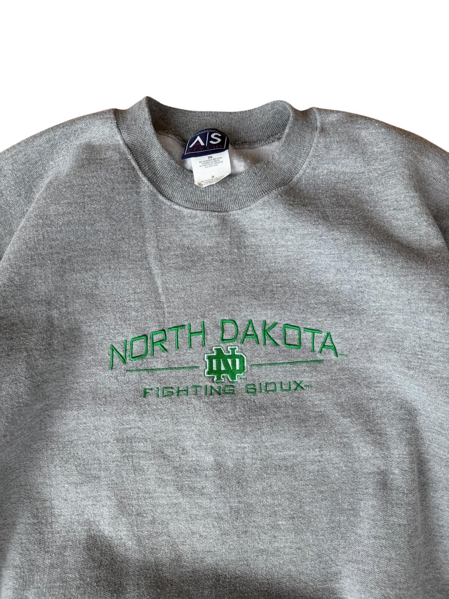 VINTAGE FIGHTING SIOUX EMBROIDERED CREW (XXL)