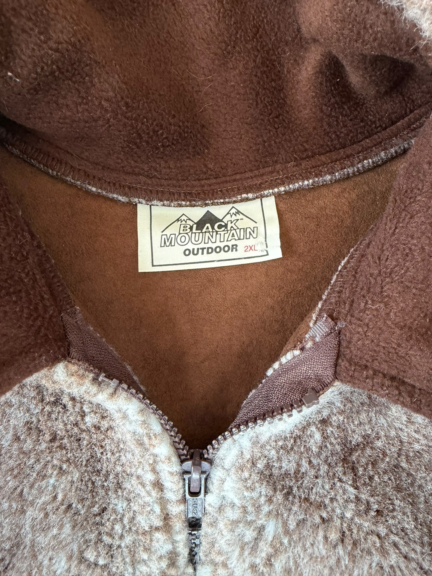 VINTAGE FAUX FUR LEAF VEST (XXL)