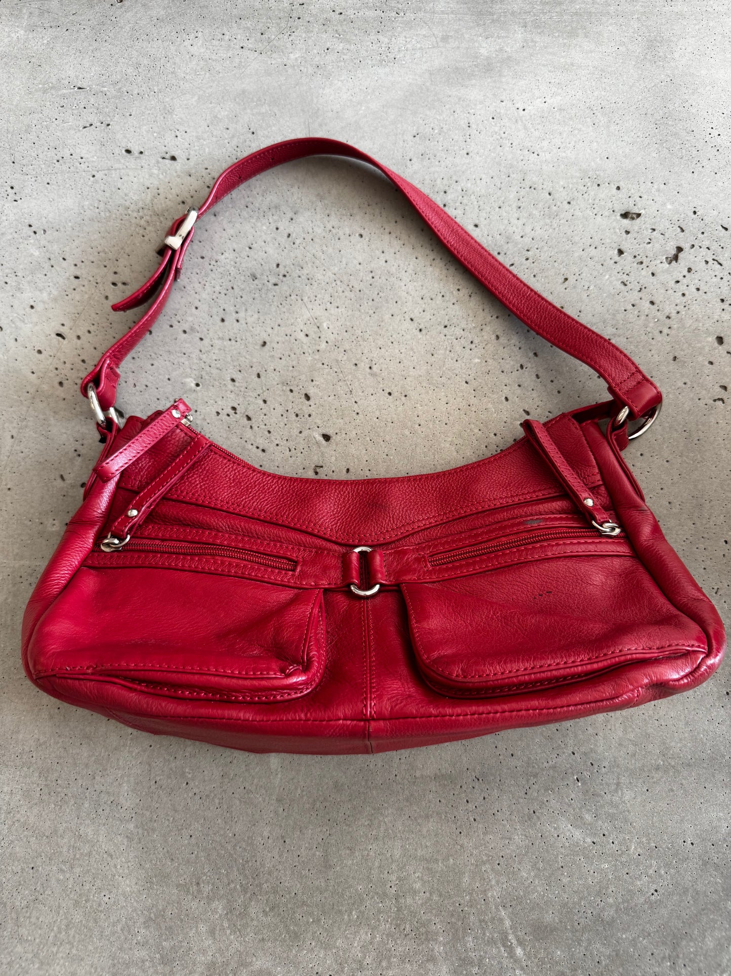 VINTAGE GENUINE LEATHER RED SHOULDER BAG