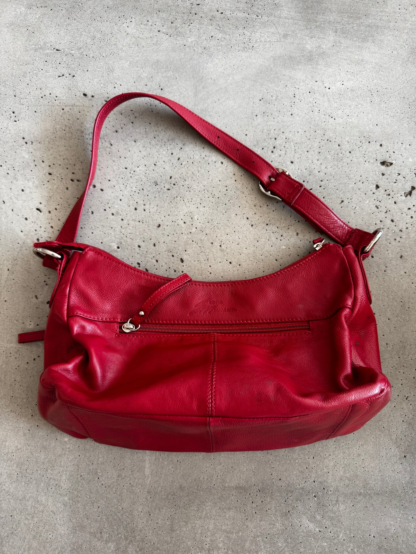 VINTAGE GENUINE LEATHER RED SHOULDER BAG