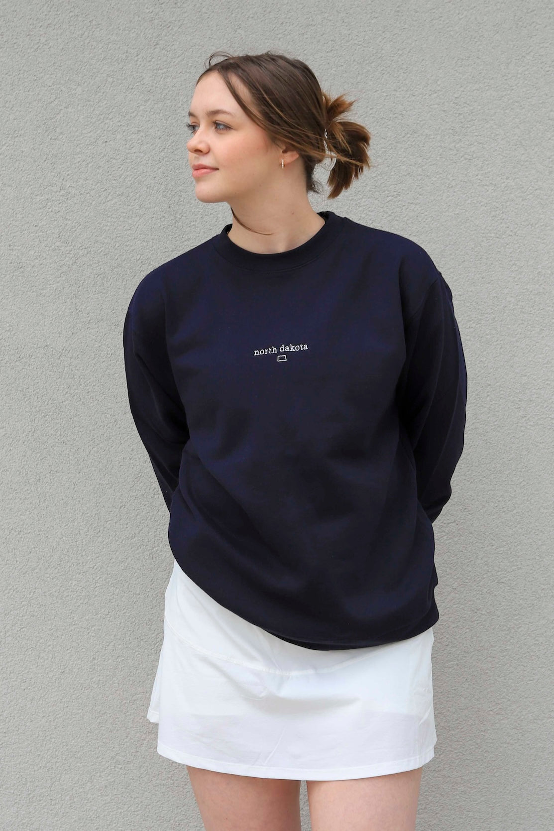 TINY ND EMBROIDERED CREW