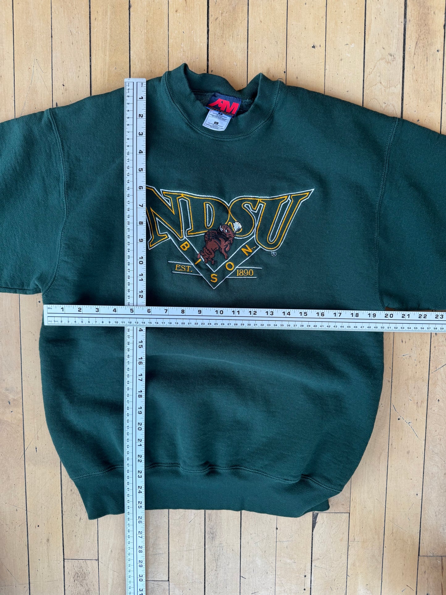 VINTAGE EMBROIDERED NDSU EST 1890 CREW (L)