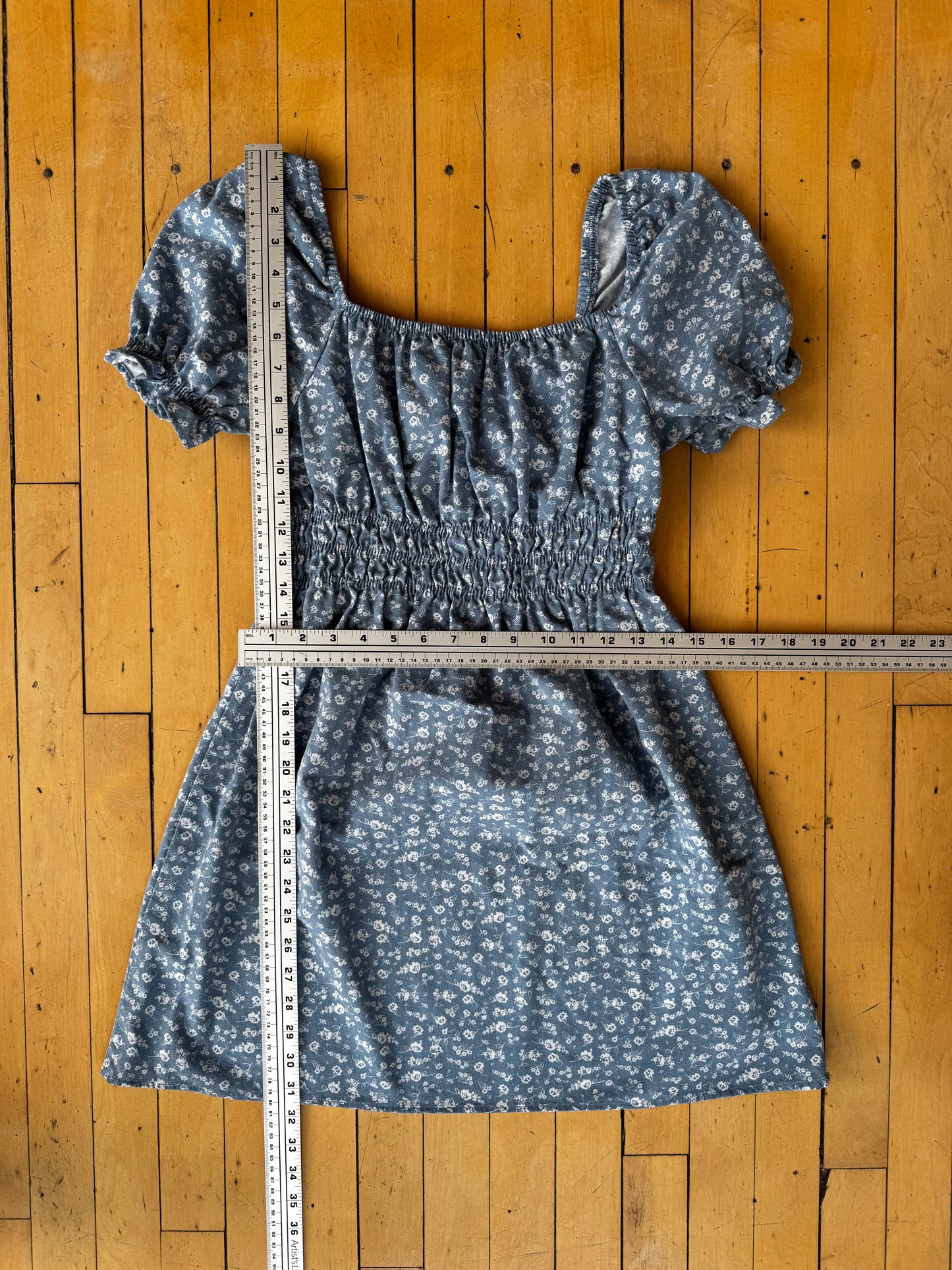 IRIS BLUE FLORAL DRESS (L)