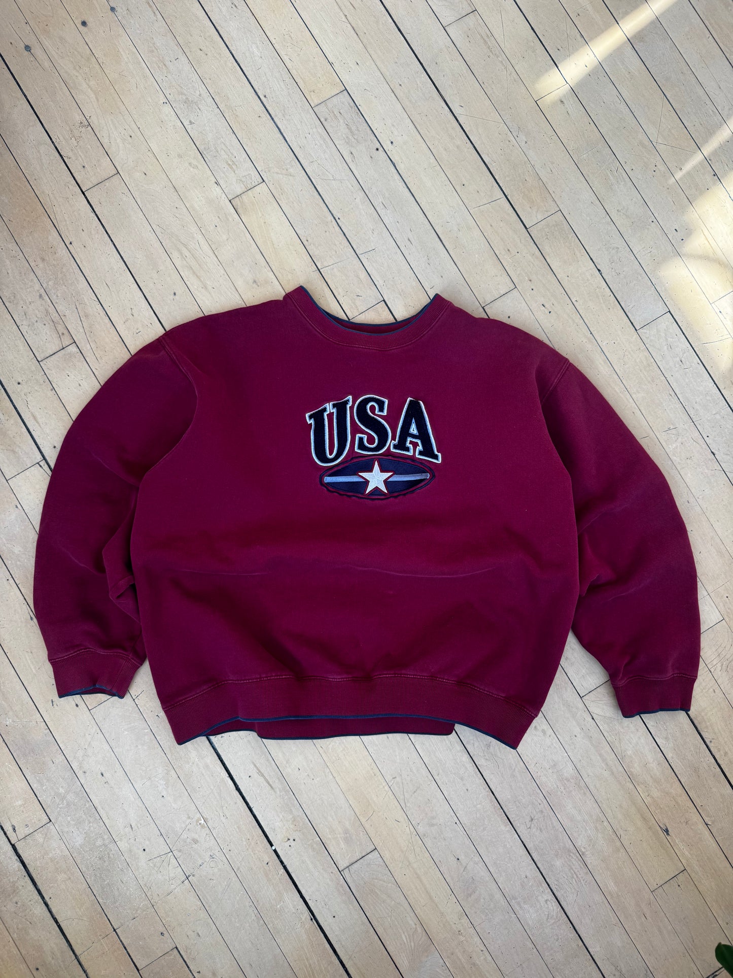 VINTAGE C & B USA CHENILLE CREW (L)