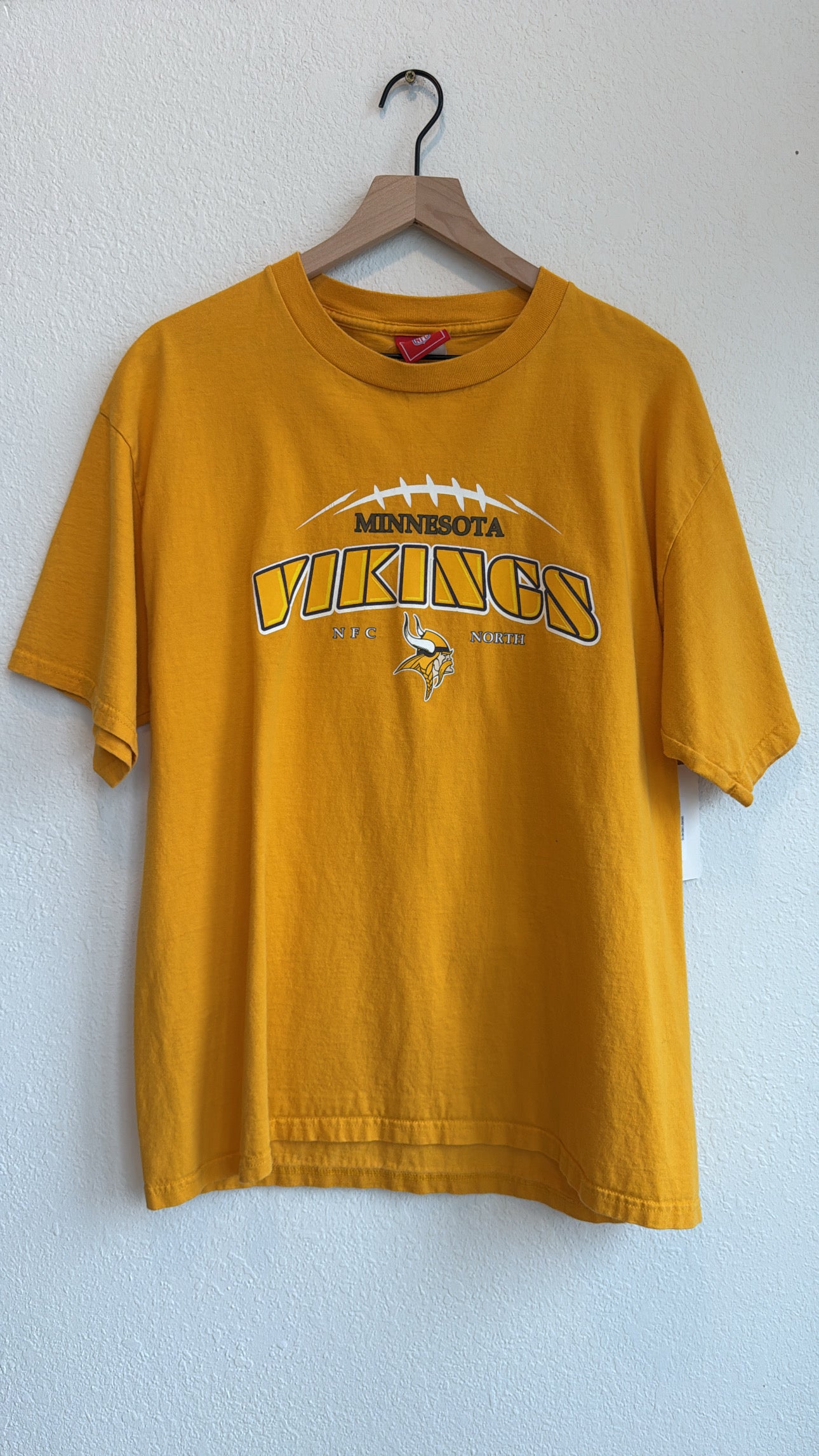 MINNESOTA VIKINGS TEE (L)