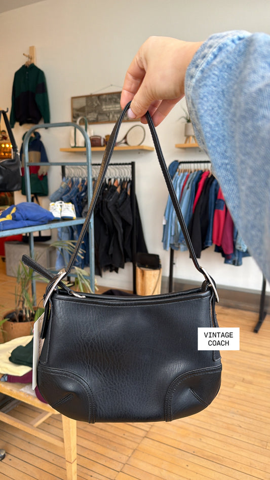 VINTAGE COACH USA MADE SHOULDER BAG