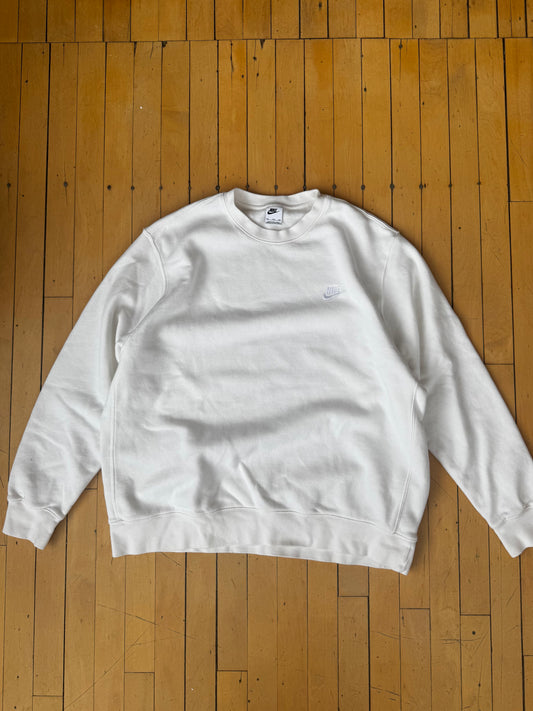 NWOT NIKE CREW (XXL)