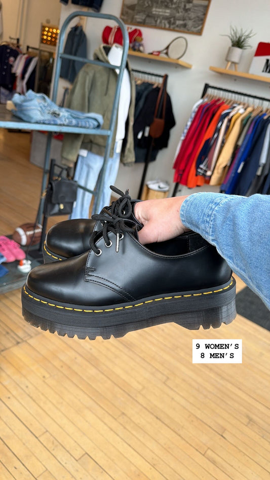 DR. MARTENS 8053 LEATHER PLATFORM CASUAL SHOES (8M/9L) - MSRP $190