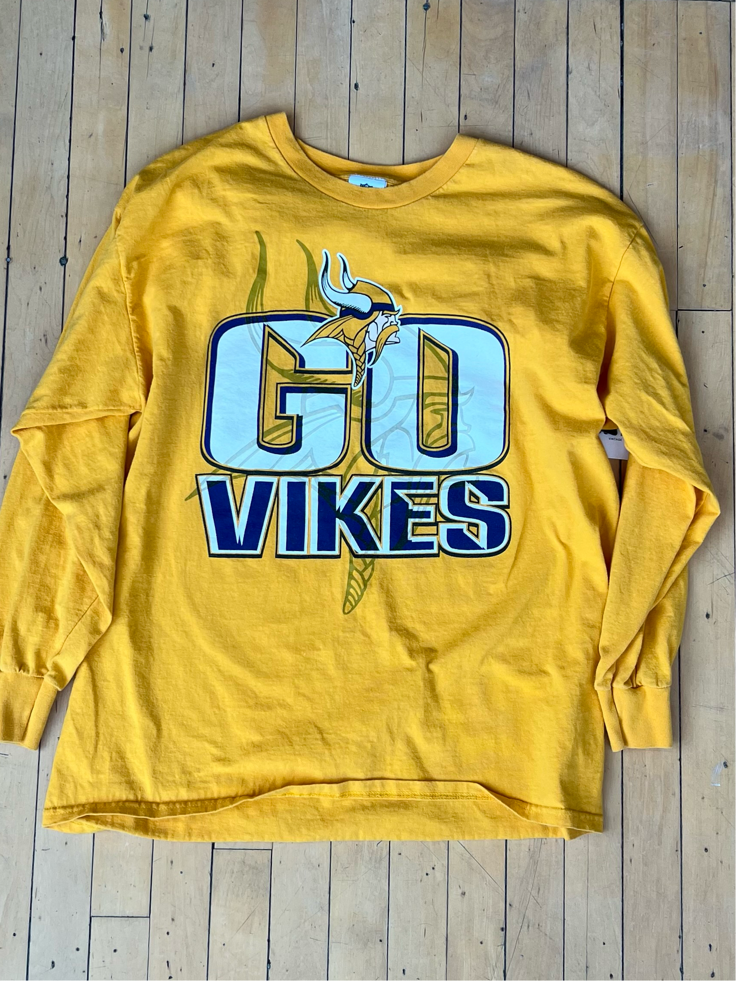 VINTAGE GO VIKES LONG SLEEVE (XL)