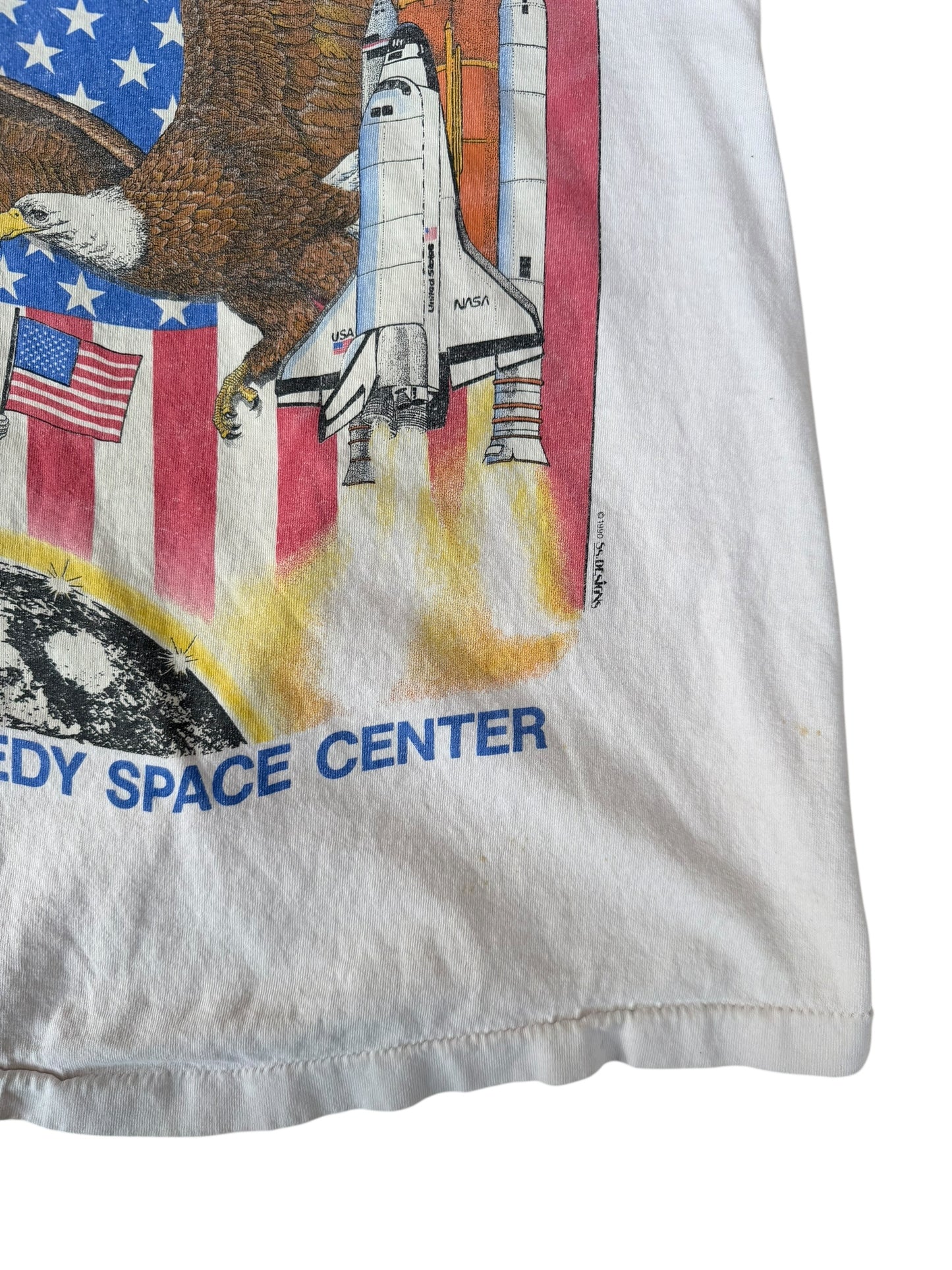 VINTAGE S.S. DESIGNS KENNEDY SPACE CENTER TEE (M)