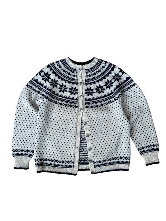 VINTAGE HAND-KNIT IN NORWAY SNOWFLAKE CARDIGAN (L/XL)