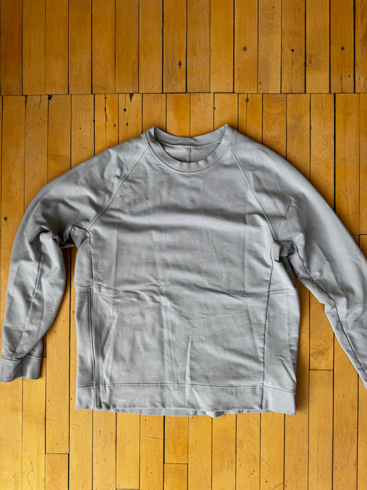 LULULEMON PULLOVER W/ ZIP PANEL (M)