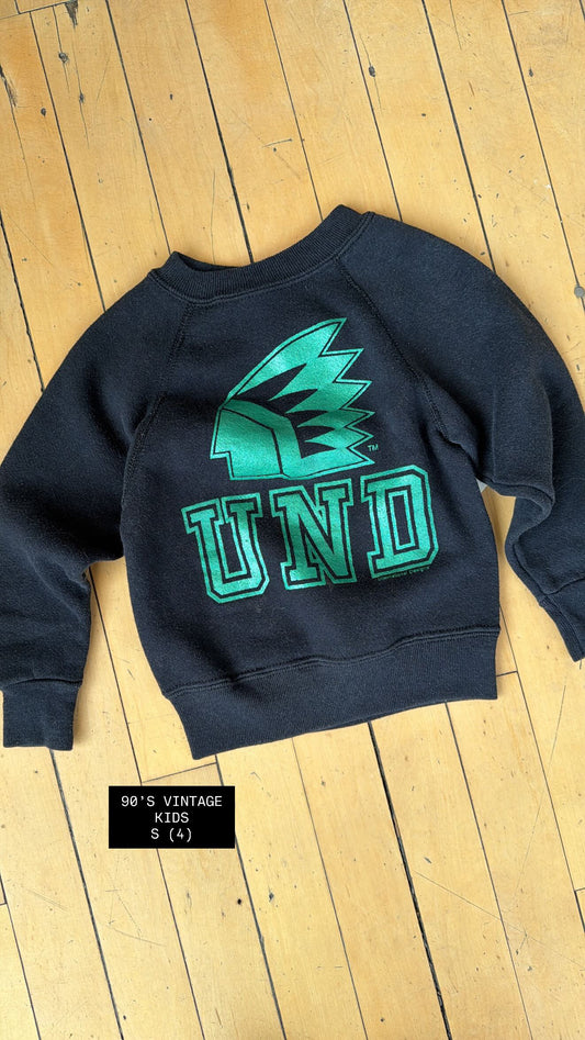 90'S VINTAGE UND SIOUX TODDLER CREW (4)