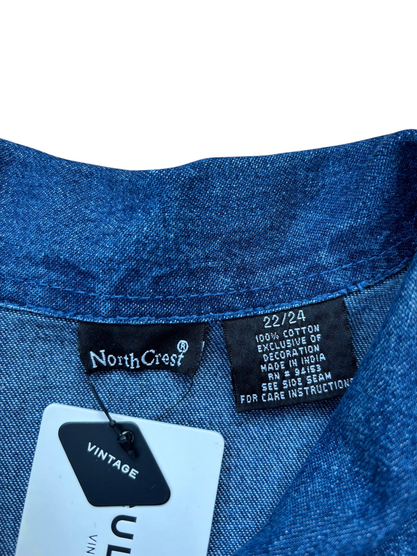 VINTAGE CHRISTMAS DENIM JACKET (XL)