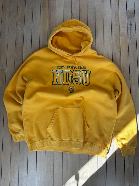 VINTAGE NDSU GOLDEN EMBROIDERED HOODIE (XL)