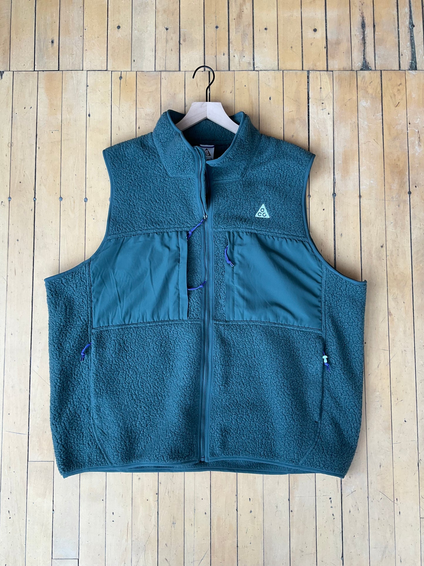 NIKE ACG ARCTIC WOLF VEST - MSRP: $150 (XXL)