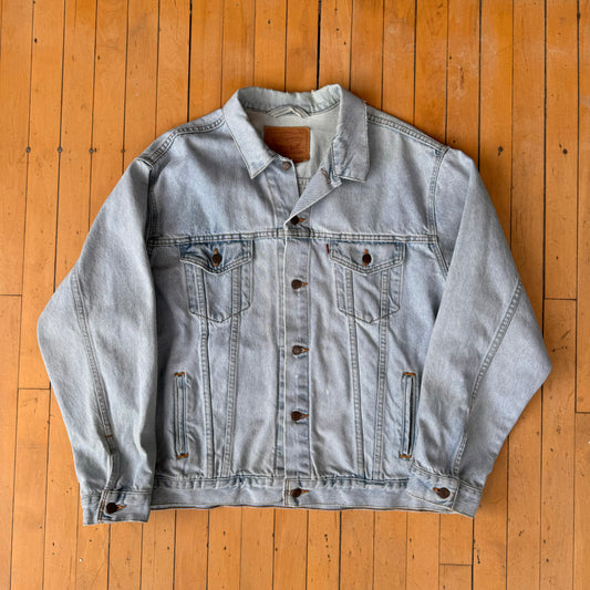 LEVI'S DENIM TRUCKER JACKET (XL)