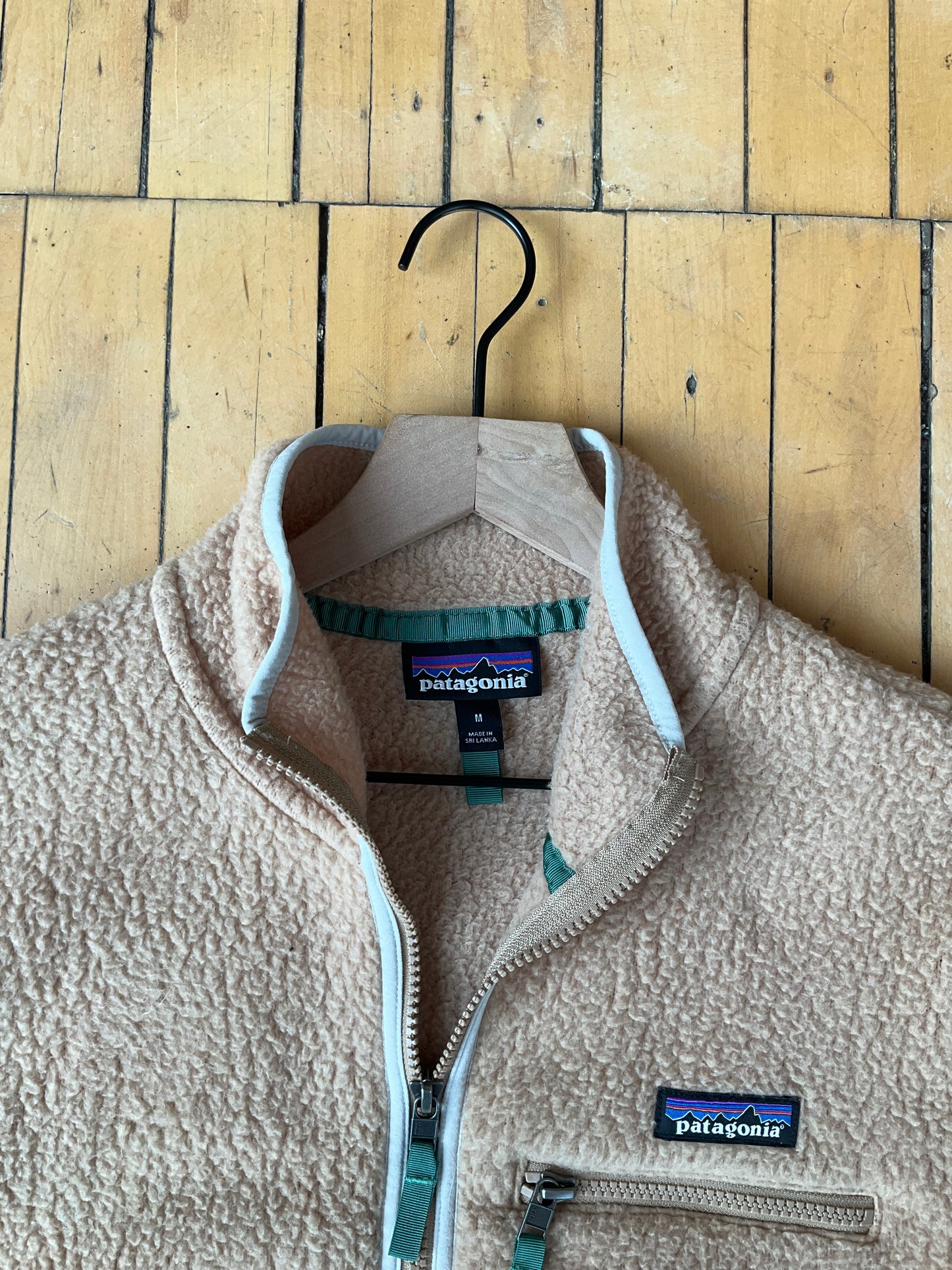 PATAGONIA MARSUPIAL PULLOVER - MSRP: $149 (M)