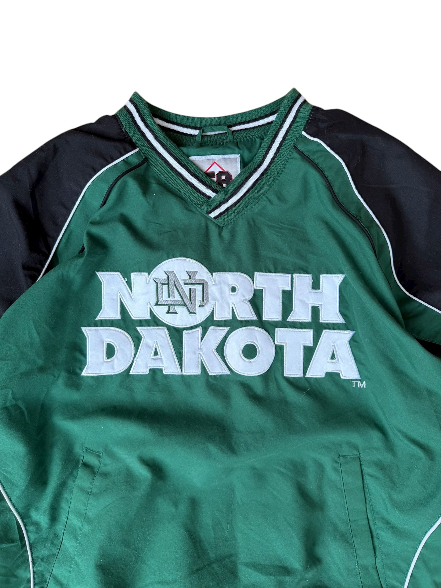VINTAGE SIOUX WINDBREAKER PULLOVER (L)