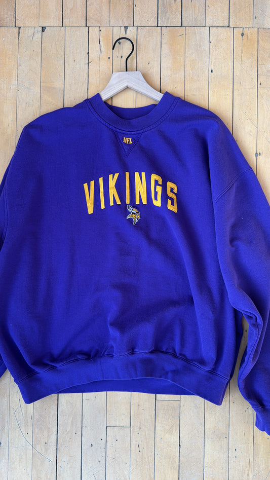 VIKINGS NFL EMBROIDERED CREW (XL)