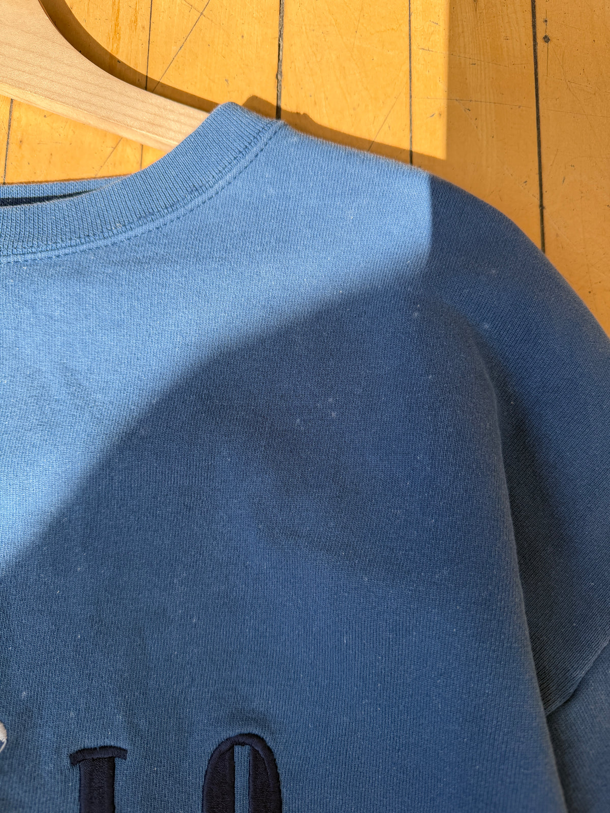 VINTAGE POLO BLUE CREWNECK (M/L)