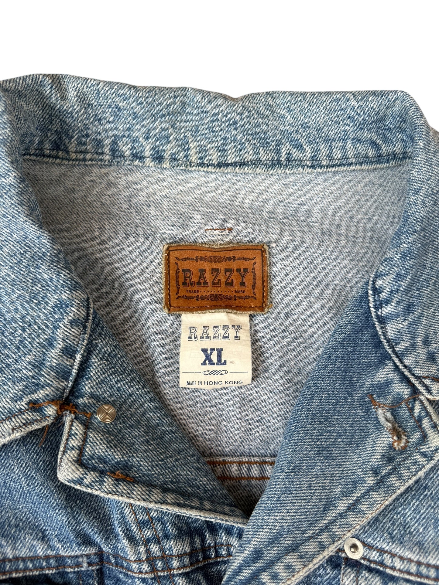 VINTAGE RAZZY DENIM TRUCKER JACKET (XL)
