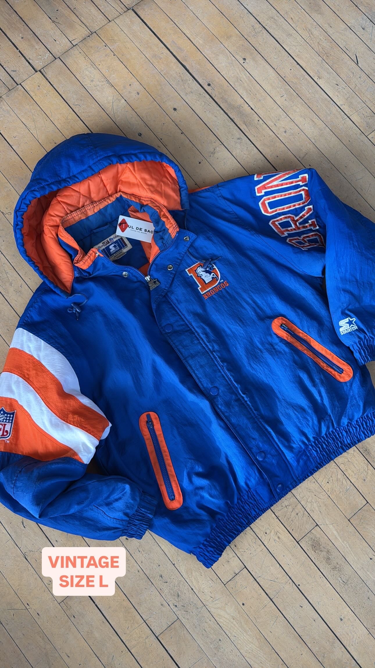 VINTAGE DENVER BRONCOS FULL ZIP STARTER JACKET (L)