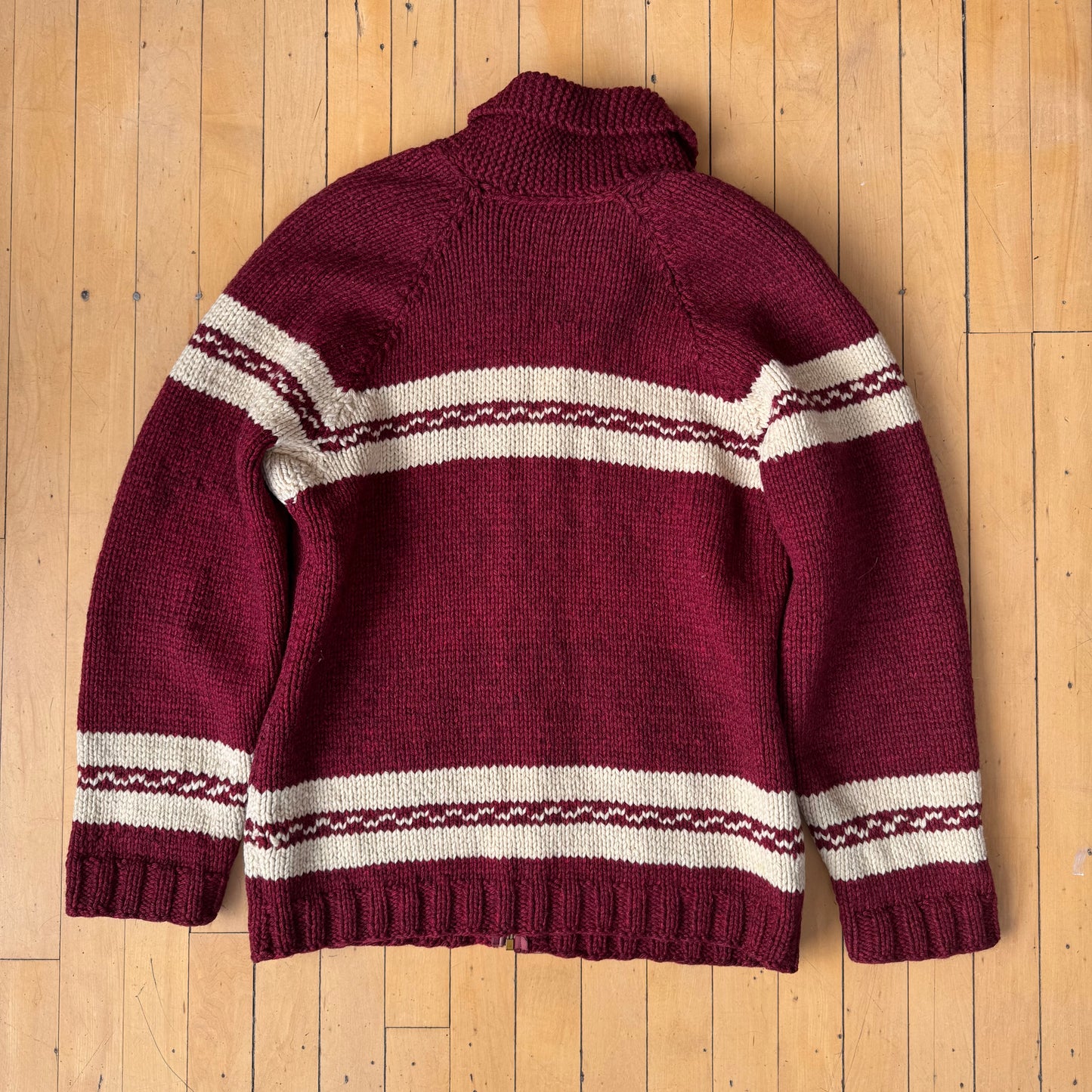 HAND KNIT ZIP UP SWEATER (M/L)