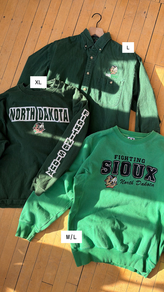 VINTAGE FIGHTING SIOUX LS (XL)