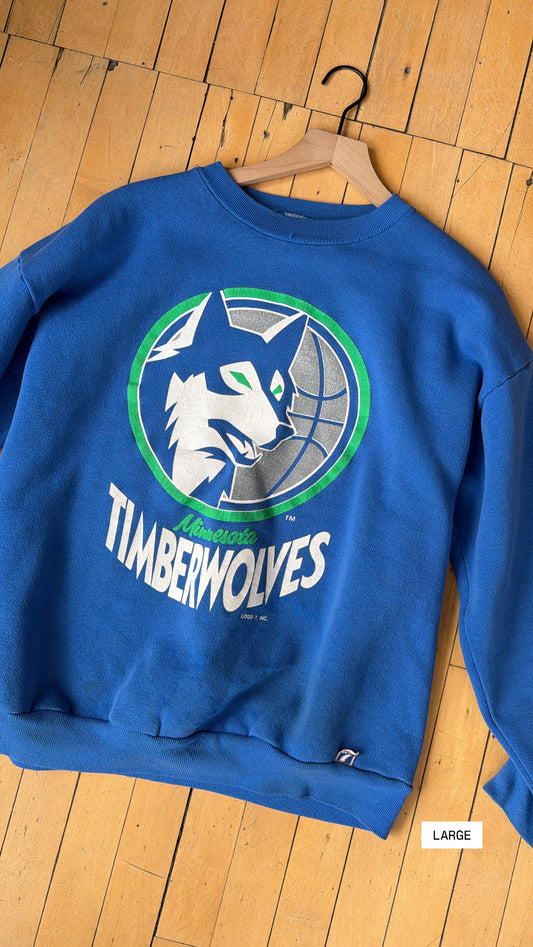 VINTAGE EARLY 90'S TIMBERWOLVES CREWNECK (L)