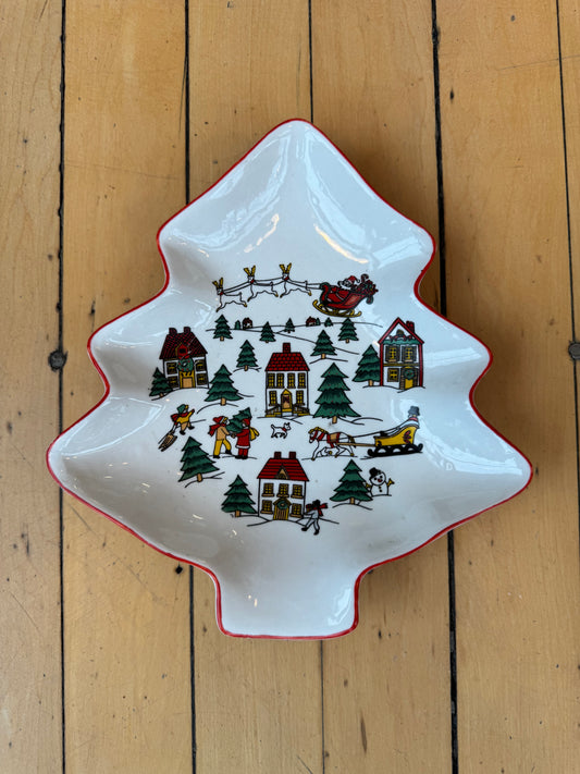 HOLIDAY SCENE CERAMIC TREE PLATE