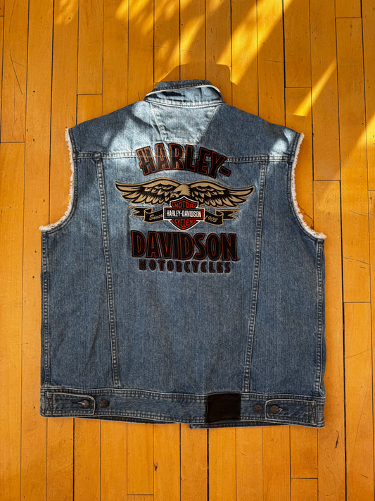 HARLEY DAVIDSON EMBROIDERED DENIM VEST (L)