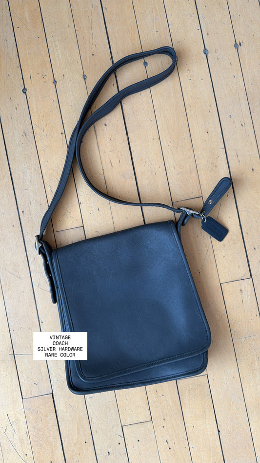 VINTAGE COACH JOD-9144 GREY CROSSBODY SILVER HARDWARE