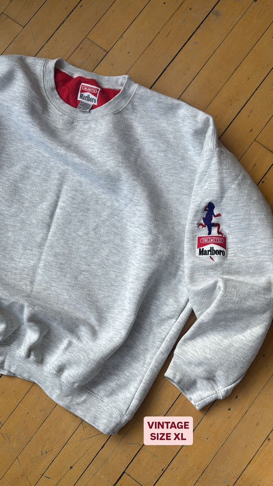 VINTAGE MARLBORO UNLIMITED LIZARD CREW (XL)