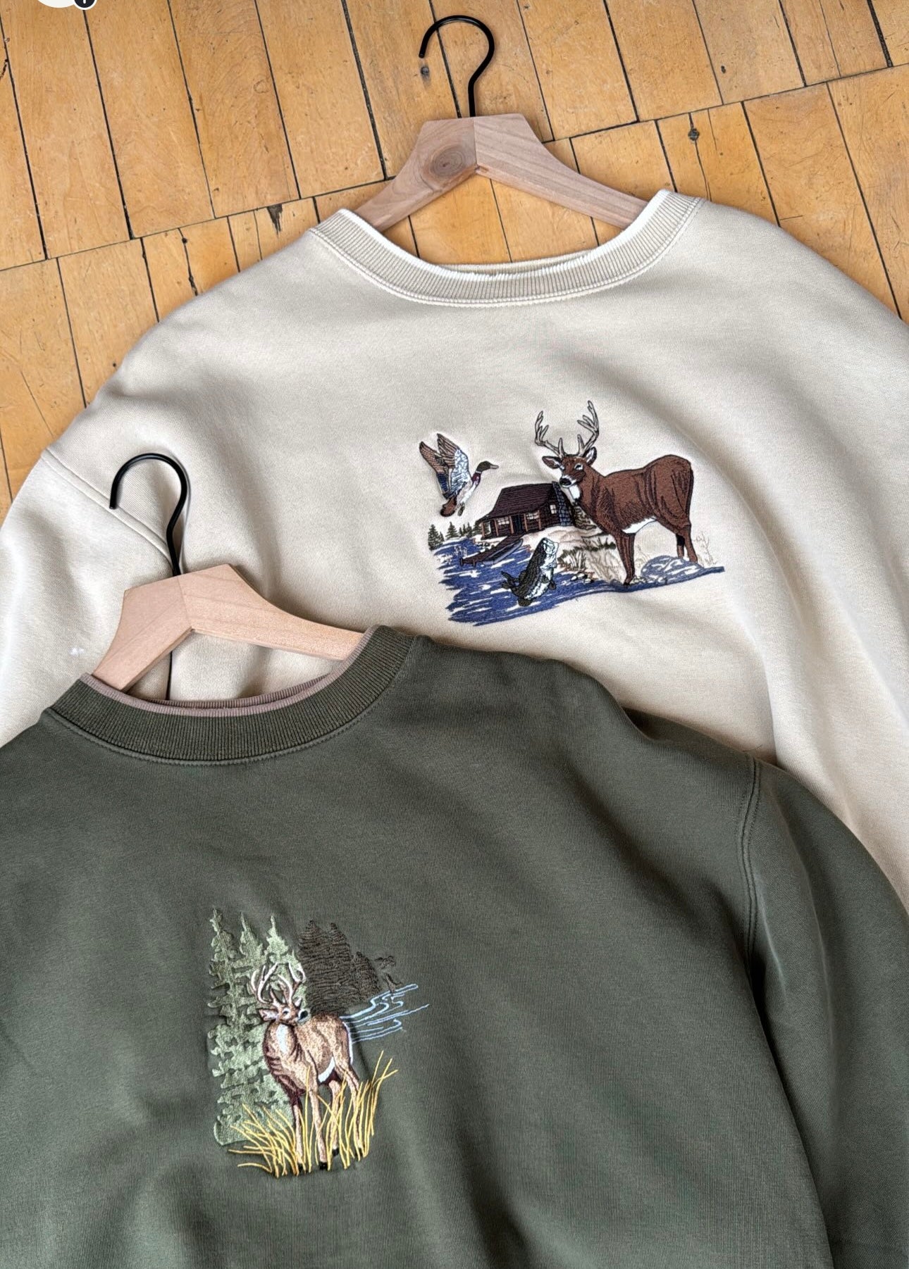 VINTAGE EMBROIDERED LOG CABIN WILDLIFE CREW (XL)