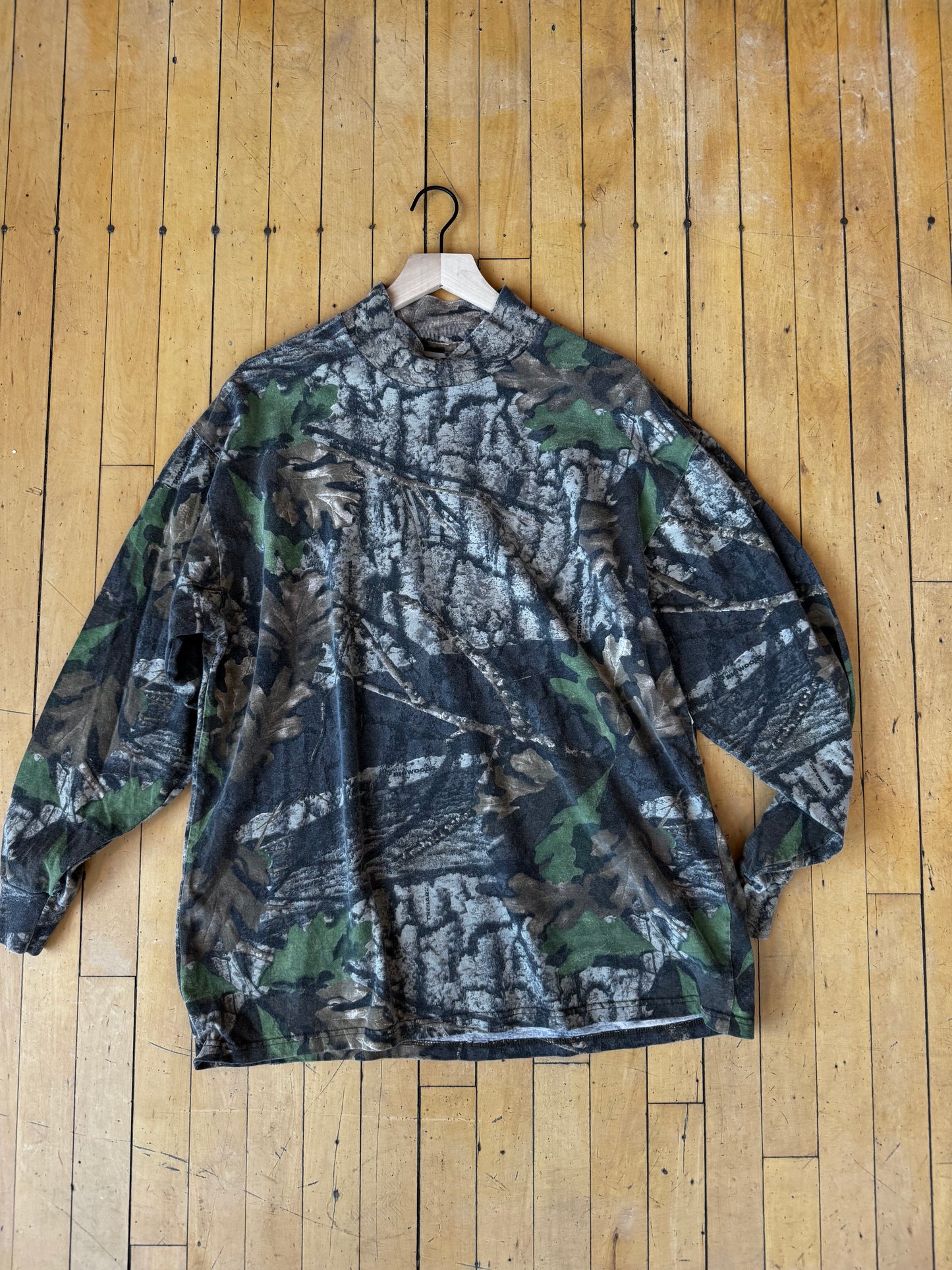 VINTAGE JERZEES CAMO MOCK NECK LS (XL)