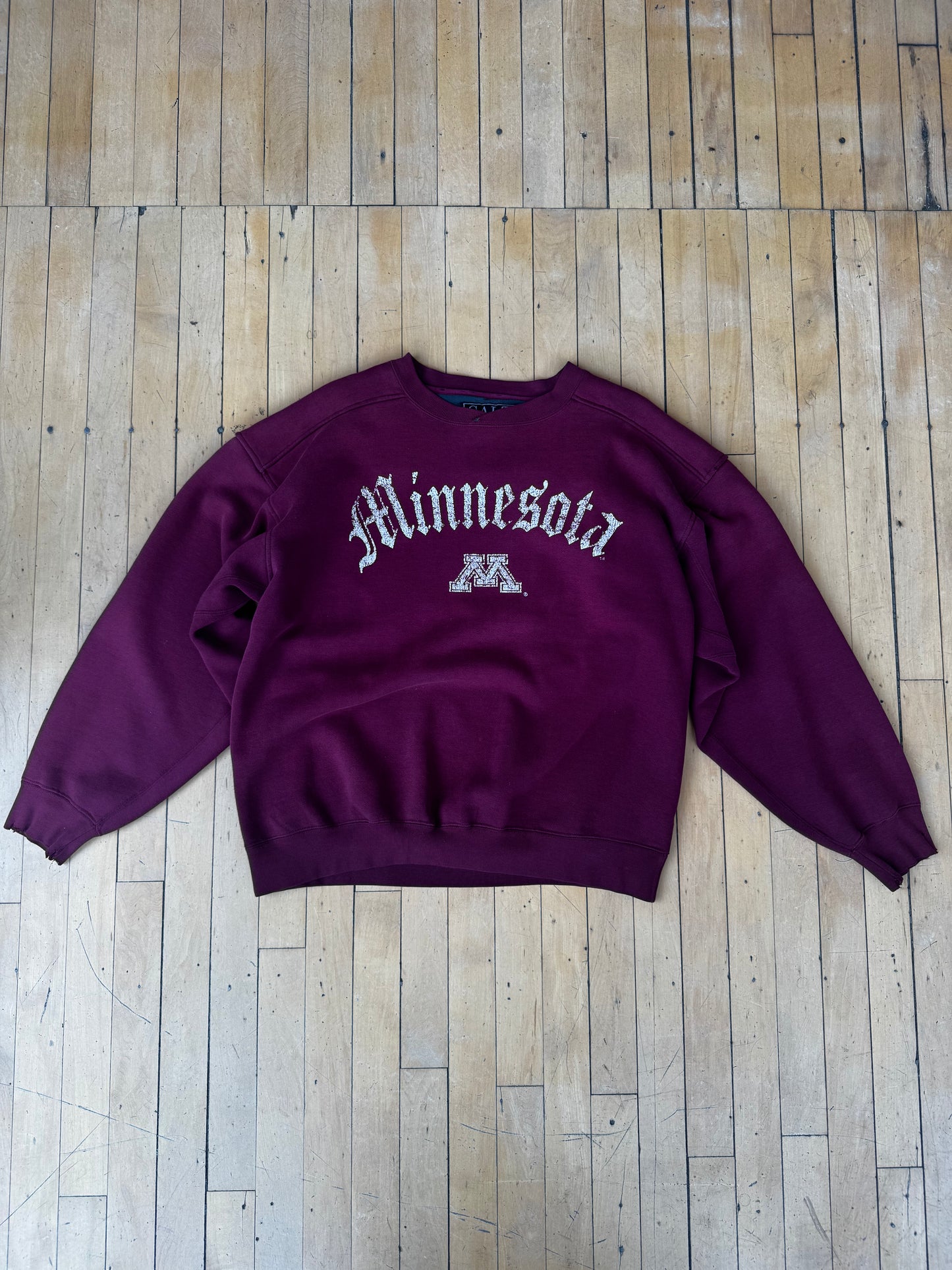 VINTAGE MINNESOTA OLD ENGLISH CREW (L)